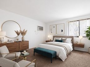 33 Paul St 24, Newton MA 02459