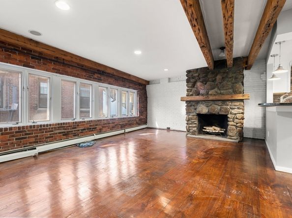 158 Commercial Street 5, Boston MA 02109