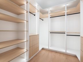 445 Hillside Ave 445, Needham MA 02494