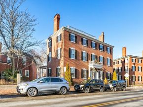 31 Washington Sq North 3, Salem MA 01970