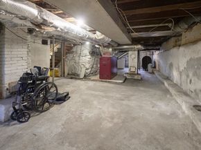 122 Sanborn St, Fitchburg MA 01420