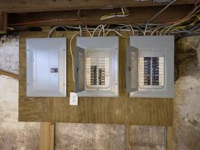 122 Sanborn St, Fitchburg MA 01420