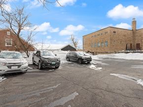 557 Salem 4, Malden MA 02148