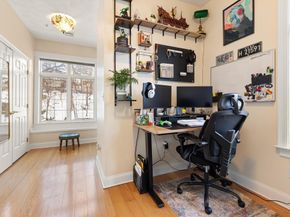 557 Salem 4, Malden MA 02148