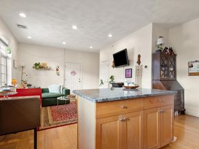 557 Salem 4, Malden MA 02148