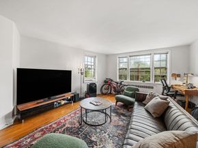 50 Follen St 306, Cambridge MA 02138