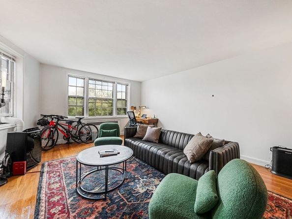 50 Follen St 306, Cambridge MA 02138