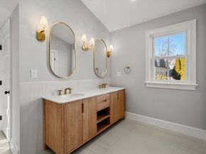 8 Flatley Ave, Manchester MA 01944