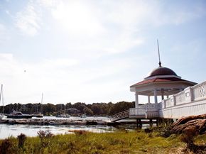 8 Flatley Ave, Manchester MA 01944