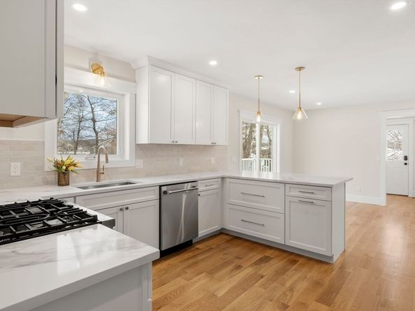 155 Quincy Ave, Marshfield MA 02050