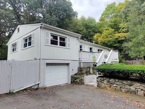 207 Eliot St, Ashland MA 01721