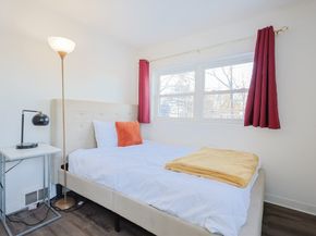 207 Eliot St, Ashland MA 01721