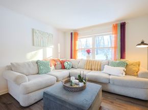207 Eliot St, Ashland MA 01721