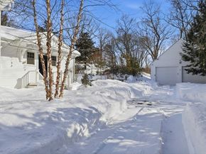 65 East St, Hingham MA 02043