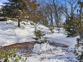 65 East St, Hingham MA 02043