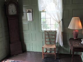17 South Main St, Petersham MA 01366