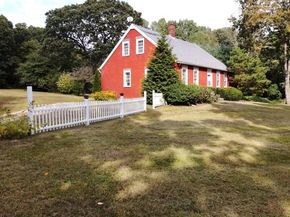 342 Chestnut St, Uxbridge MA 01569