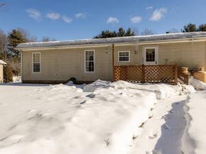 21 Fox Run, Brookfield MA 01506