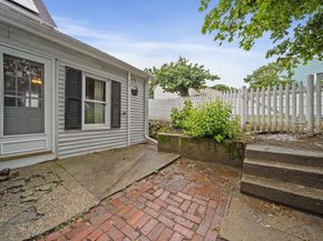 91 Oakwood Avenue, Lynn MA 01902