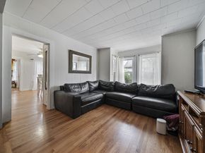 91 Oakwood Avenue, Lynn MA 01902