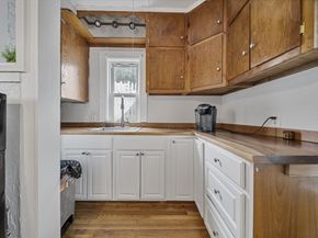 91 Oakwood Avenue, Lynn MA 01902