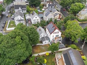 91 Oakwood Avenue, Lynn MA 01902