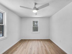 72 Nw Schoolhouse Rd, Dudley MA 01571
