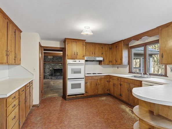 19 Partridge Hill Road, Harvard MA 01451