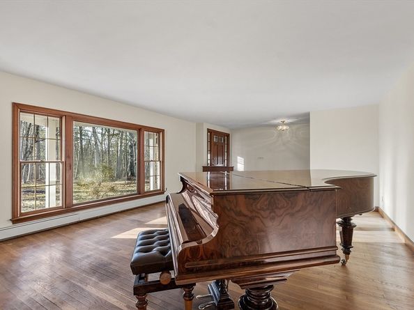 19 Partridge Hill Road, Harvard MA 01451