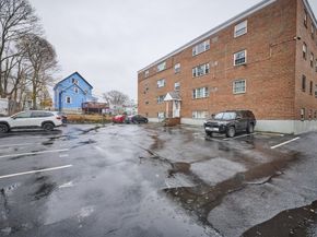 56 Coffey St 10, Boston MA 02122