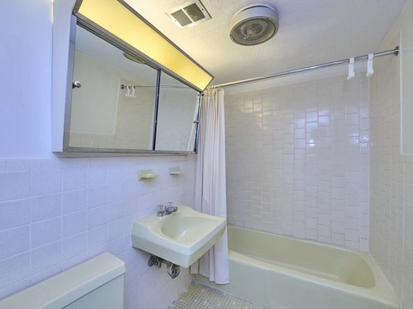 56 Coffey St 10, Boston MA 02122