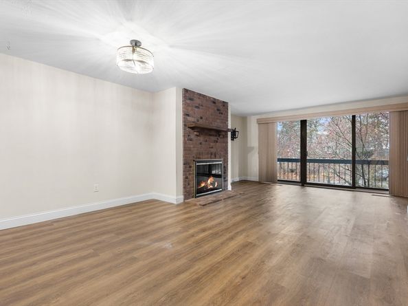 14 Williams C17, Danvers MA 01923