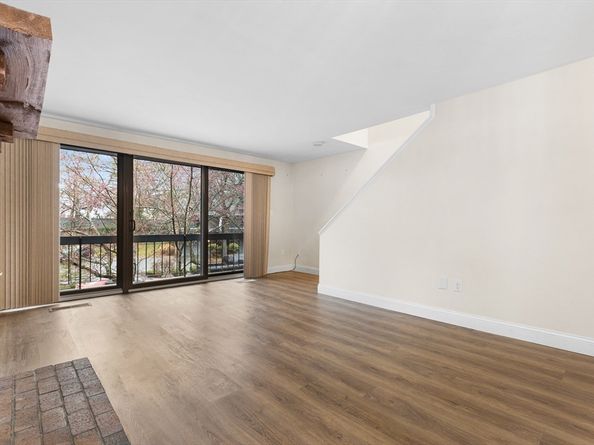 14 Williams C17, Danvers MA 01923