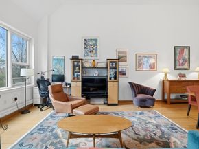 290 Pleasant St 220, Watertown MA 02472