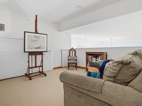 290 Pleasant St 220, Watertown MA 02472