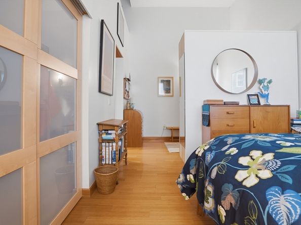 290 Pleasant St 220, Watertown MA 02472