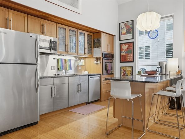 290 Pleasant St 220, Watertown MA 02472