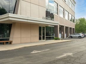 290 Pleasant St 220, Watertown MA 02472