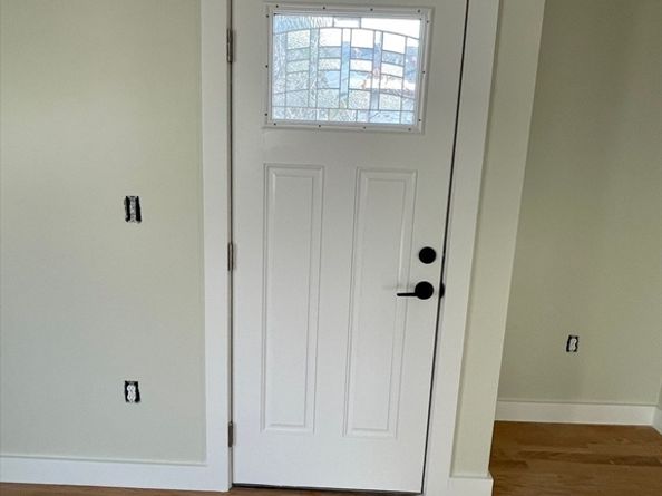 14 Arbor Ln, Dedham MA 02026