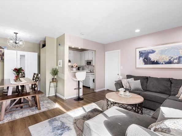 115 Grove St. 11., Boston MA 02132