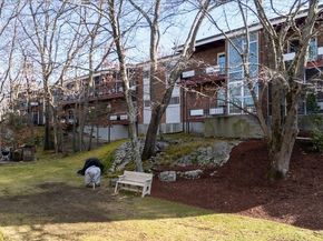 115 Grove St. 11., Boston MA 02132