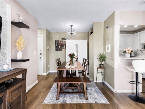 115 Grove St. 11., Boston MA 02132