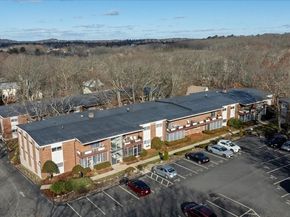 115 Grove St. 11., Boston MA 02132