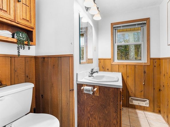 6 Sierra Dr, Chelmsford MA 01824