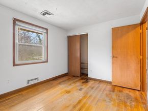 6 Sierra Dr, Chelmsford MA 01824