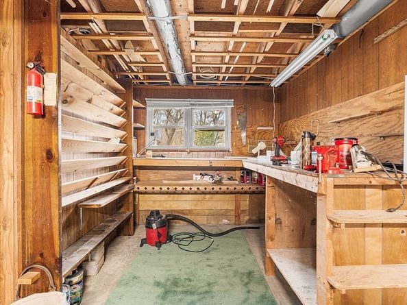 6 Sierra Dr, Chelmsford MA 01824