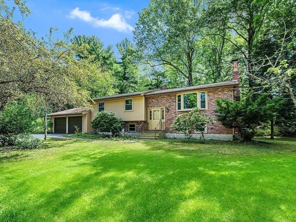 6 Sierra Dr, Chelmsford MA 01824