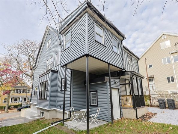 11 Watson St 1, Somerville MA 02144