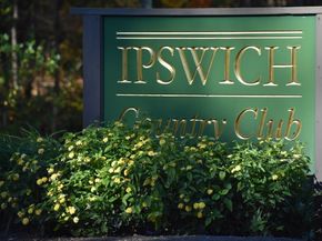 196 Country Club Way, Ipswich MA 01938