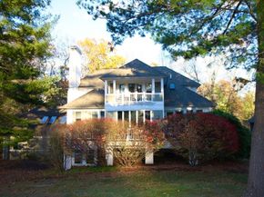 196 Country Club Way, Ipswich MA 01938